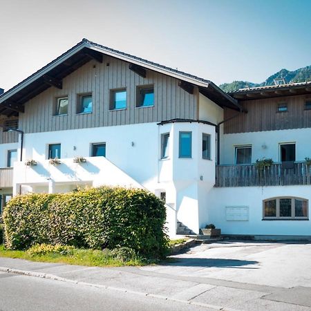 Haus Amberger Apartment Bayerisch Gmain Bagian luar foto